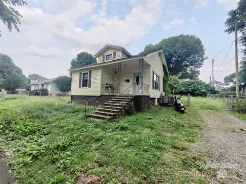 205 Woods Street, Mount Holly, NC 28120