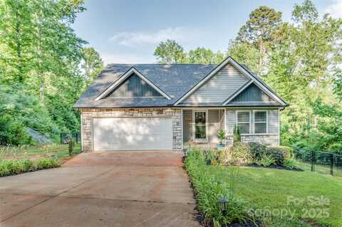 210 Holmes Drive, Spartanburg, SC 29303