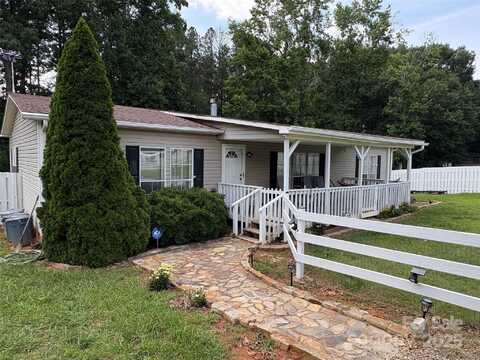7010 Executive Circle, Denver, NC 28037