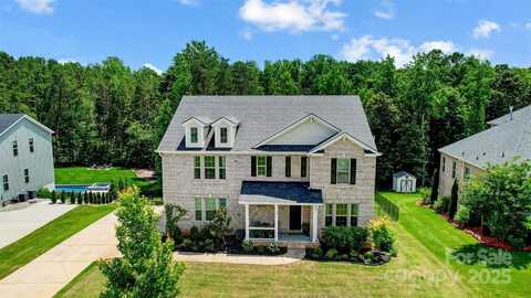 319 S San Agustin Drive, Mooresville, NC 28117