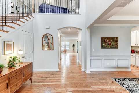 319 S San Agustin Drive, Mooresville, NC 28117