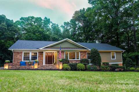 327 Whitestone Road, Charlotte, NC 28270