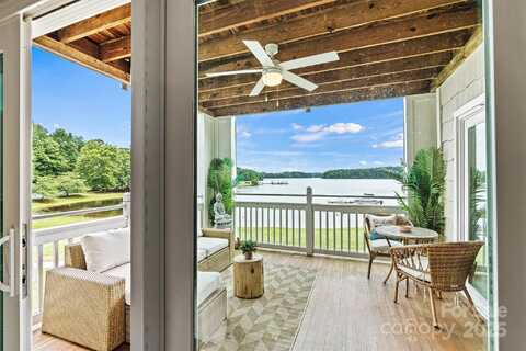 860 Jetton Street, Davidson, NC 28036