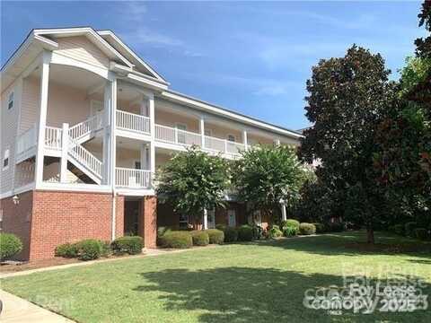 9321 Meadow Vista Road, Charlotte, NC 28213