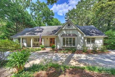 6741 Folger Drive, Charlotte, NC 28270