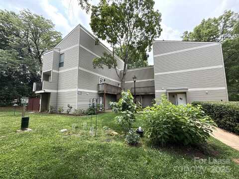 1605 Merry Oaks Road, Charlotte, NC 28205