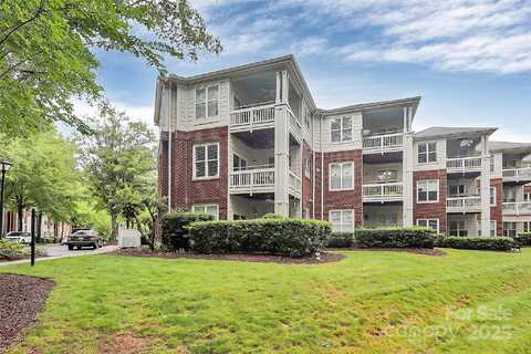 921 Northeast Drive, Davidson, NC 28036