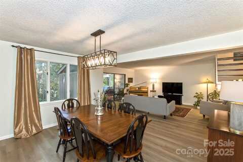 503 Crowfields Lane, Asheville, NC 28803