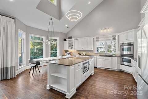 18823 Peninsula Cove Lane, Cornelius, NC 28031