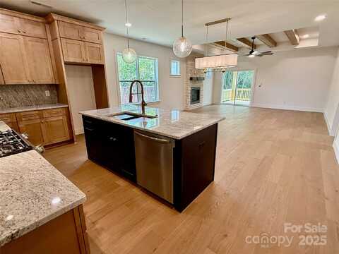 1721 S New Hope Road, Gastonia, NC 28054