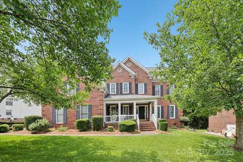 11103 Fountaingrove Drive, Charlotte, NC 28262