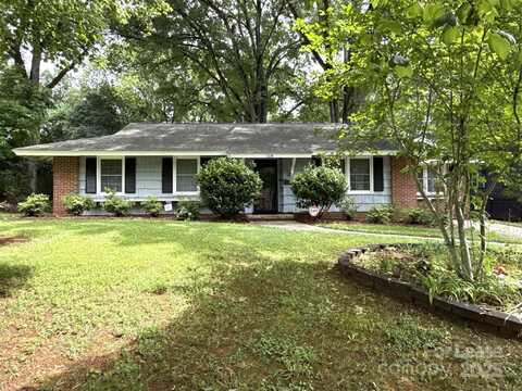 118 Manning Drive, Charlotte, NC 28209