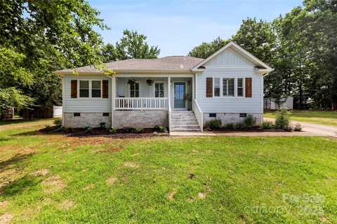 8438 Henry Harris Road, Fort Mill, SC 29707