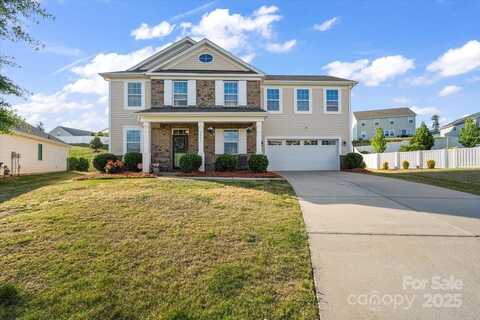 9533 Silverdale Lane, Charlotte, NC 28269