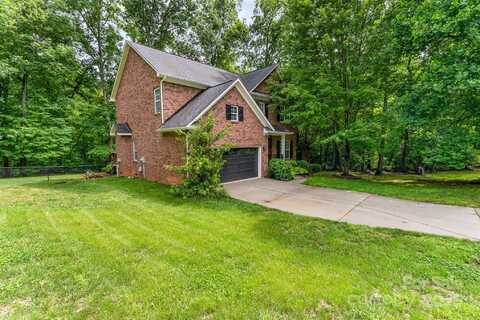 530 Shady Oaks Drive, Stanley, NC 28164