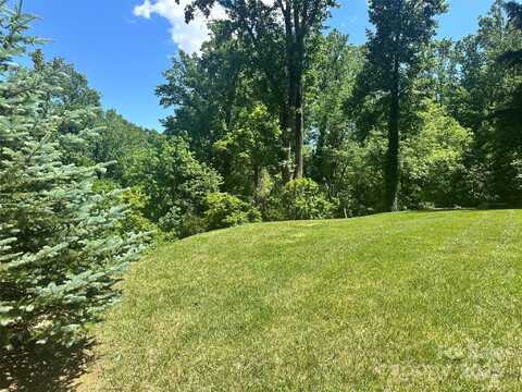 2495 Laurel Park Highway, Laurel Park, NC 28739