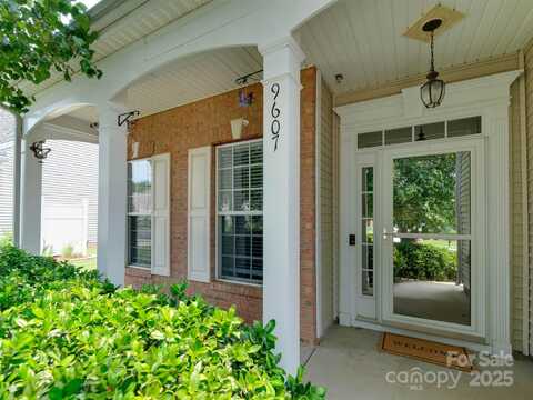 9607 Kestral Ridge Drive, Charlotte, NC 28269