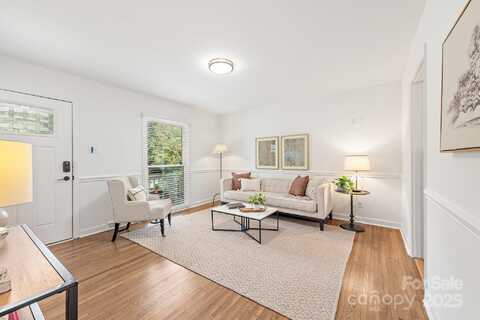 4533 Gainesborough Road, Charlotte, NC 28205
