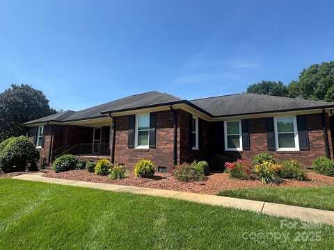 6339 River Front Drive, Harrisburg, NC 28075