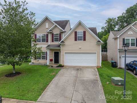 712 Harrier Road, Charlotte, NC 28216