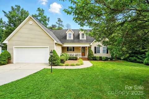 6530 Fly A Way Drive, Denver, NC 28037