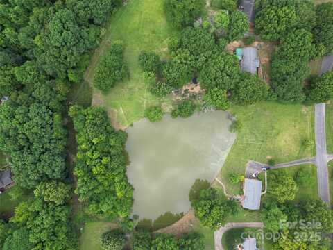 6339 Farmlake Drive, Mint Hill, NC 28227