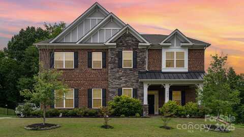 9032 Cornflower Drive, Harrisburg, NC 28075