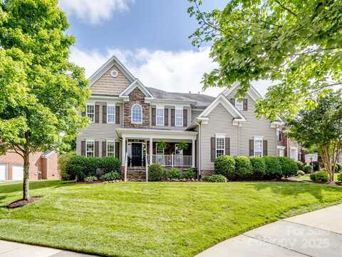 538 Fairwoods Drive, Huntersville, NC 28078