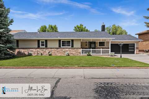 23 Valley Drive, Casper, WY 82604