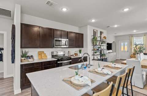 5614 Frederick Blf, San Antonio, TX 78073