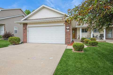 87 Vandello Drive, North Liberty, IA 52317