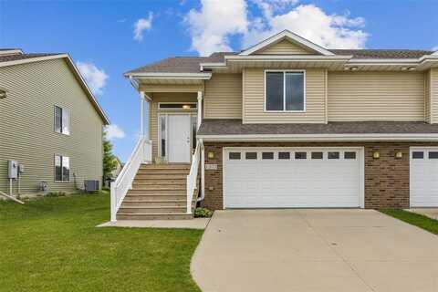 1375 Whipple Court, North Liberty, IA 52317