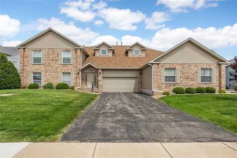 3110 Towne House Drive NE, Cedar Rapids, IA 52402