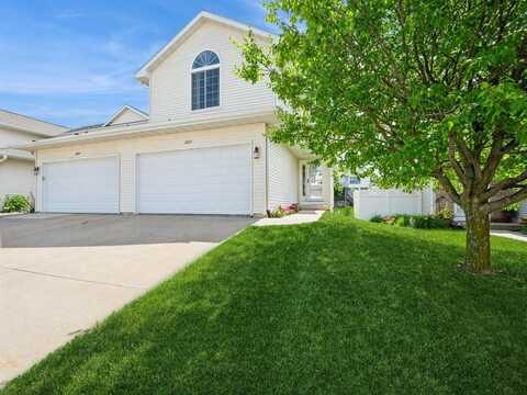2635 6th Street, Marion, IA 52302