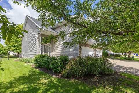 455 N Mckenzie Ln, North Liberty, IA 52317
