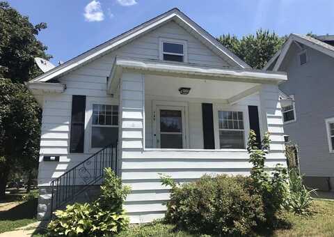 129 13th Street NW, Cedar Rapids, IA 52405