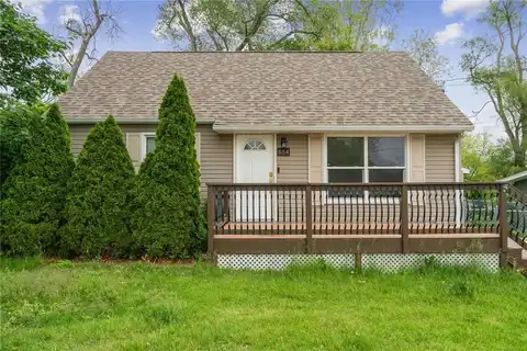 654 34th Street SE, Cedar Rapids, IA 52403