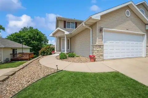 3516 Stoneview Circle, Cedar Rapids, IA 52404