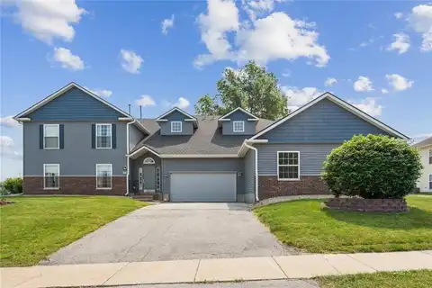 4610 Westchester Drive NE, Cedar Rapids, IA 52402