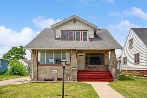 95 3rd Avenue, Keystone, IA 52249