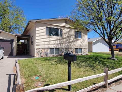 2746 1/2 Laguna Drive, Grand Junction, CO 81503