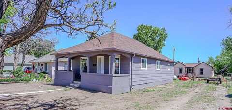 327/327.5 E 7th Street, Walsenburg, CO 81089