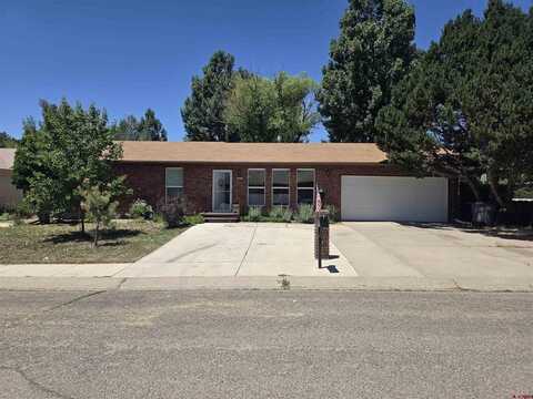 613 N Colorado Street, Cortez, CO 81321