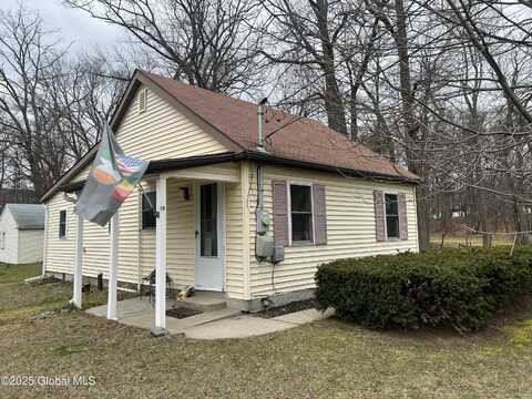 14 Mountain View Avenue, Colonie, NY 12205