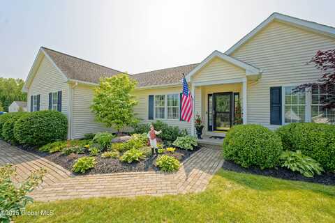 5 Mallard Cove, Malta, NY 12019
