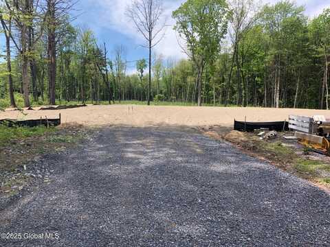 1 Oak Road, Malta, NY 12020