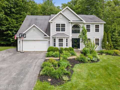 10 Overlook Drive, Gansevoort, NY 12831