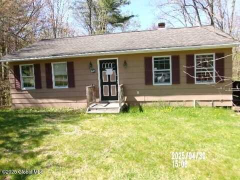 651 Snyders Corners Road, Poestenkill, NY 12140