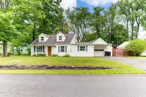 1038 Outer Drive, Rotterdam, NY 12303