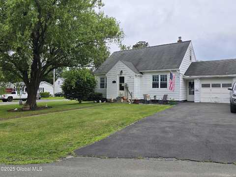 2922 Halsey Drive, Schenectady, NY 12304